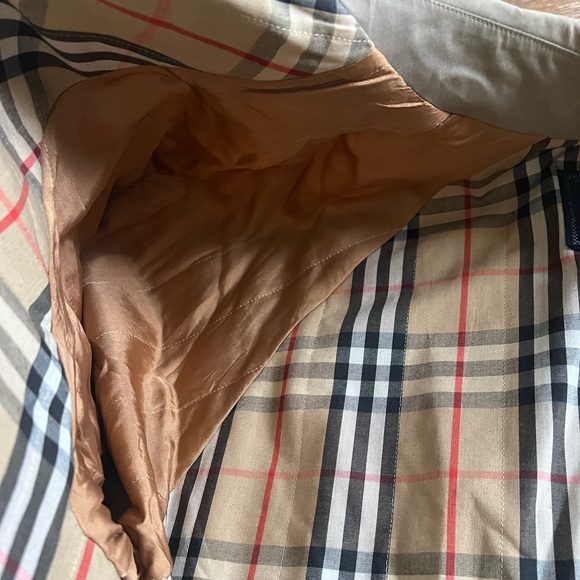 Authentic Men’s Burberry Zip Up Jacket/ Lightweight Coat size 48 (XXL) - Picture 6 of 12